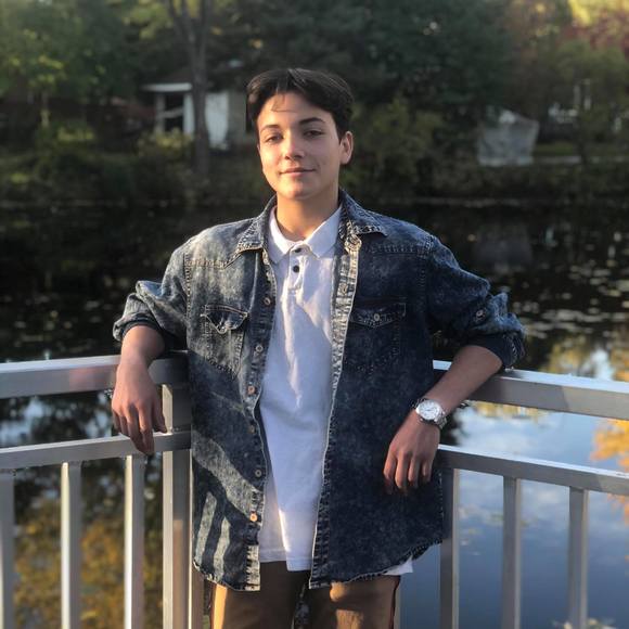 Meet your Posher, Alexandre - Picture 1 of 1